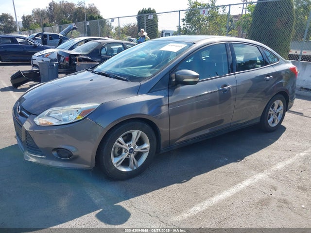 Ford 2014 2014 1FADP3F2XEL111822 Image 2
