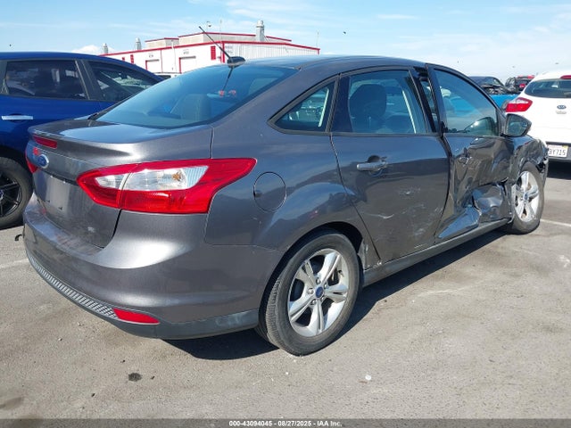Ford 2014 2014 1FADP3F2XEL111822 Image 4