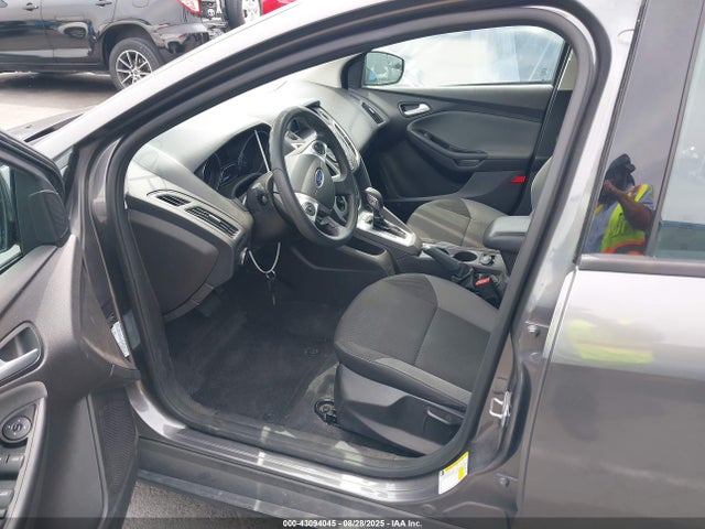 Ford 2014 2014 1FADP3F2XEL111822 Image 5