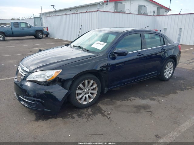 Chrysler 2014 2014 1C3CCBBB2EN194091 Image 2