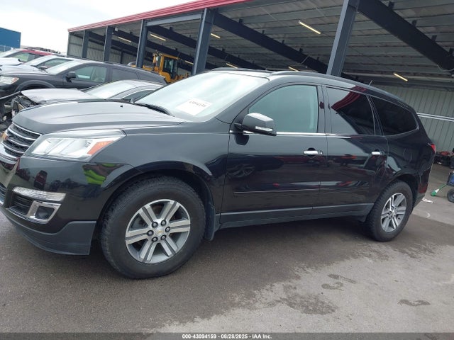 43094159 :رقم المزاد ، 1GNKVHKD8FJ267972 vin ، 2015 Chevrolet Traverse 2lt مزاد بيع