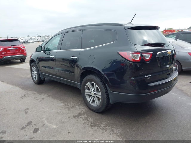 43094159 :رقم المزاد ، 1GNKVHKD8FJ267972 vin ، 2015 Chevrolet Traverse 2lt مزاد بيع