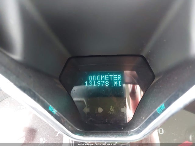 43094159 :رقم المزاد ، 1GNKVHKD8FJ267972 vin ، 2015 Chevrolet Traverse 2lt مزاد بيع