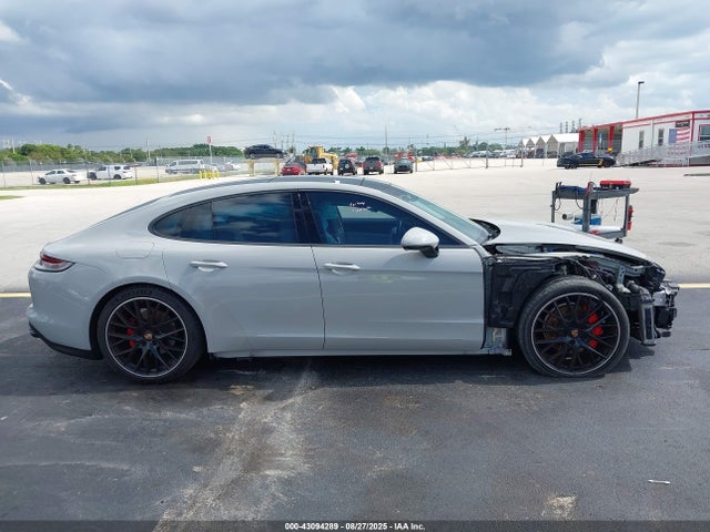 Porsche Panamera 2021 WP0AJ2A71ML116403 Image 13