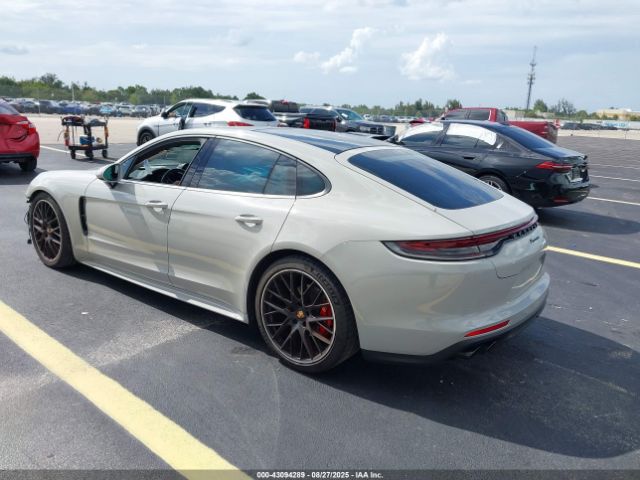 2021 PORSCHE PANAMERA WP0AJ2A71ML116403 Photo 2