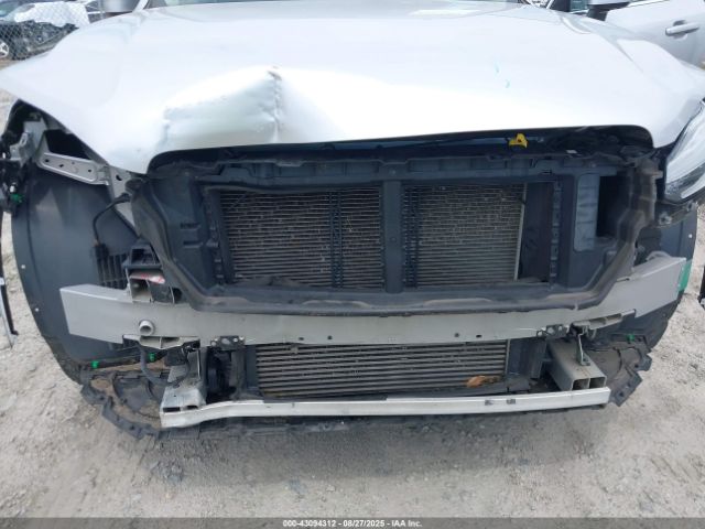 2017 VOLVO XC90 YV4102KK3H1114575 Photo 5