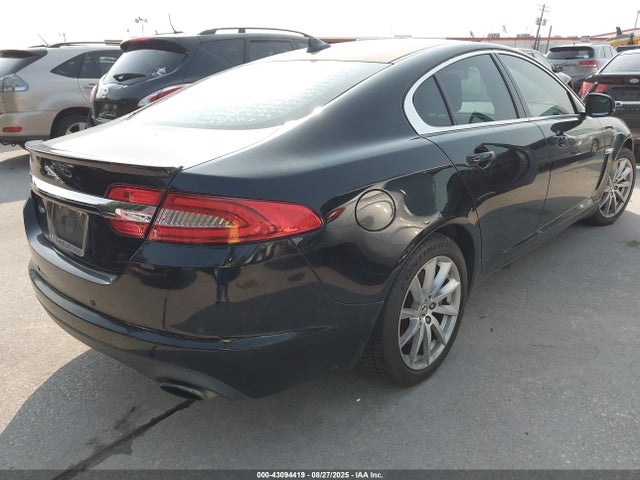2013 JAGUAR XF SAJWA0ES0DPS83919 Photo 3