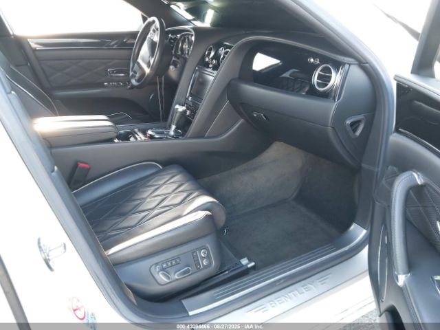 2015 BENTLEY FLYING SPUR SCBET9ZA0FC044412 Photo 4