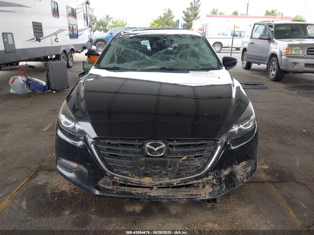 3MZBN1L3XJM165717 Mazda py