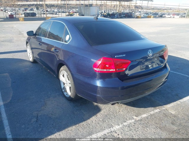1VWBV7A36FC061059 Volkswagen Passat