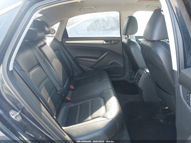 1VWBV7A36FC061059 Volkswagen Passat