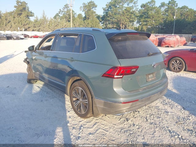 Volkswagen 2019 2019 3VV3B7AX7KM095816 Image 3