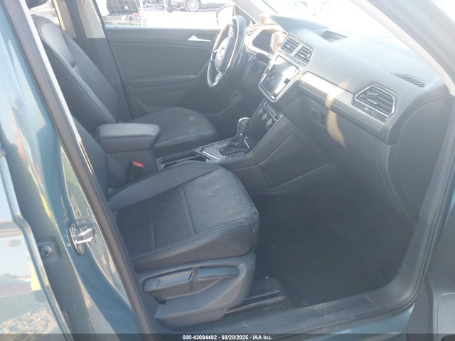 Volkswagen 2019 2019 3VV3B7AX7KM095816 Image 5