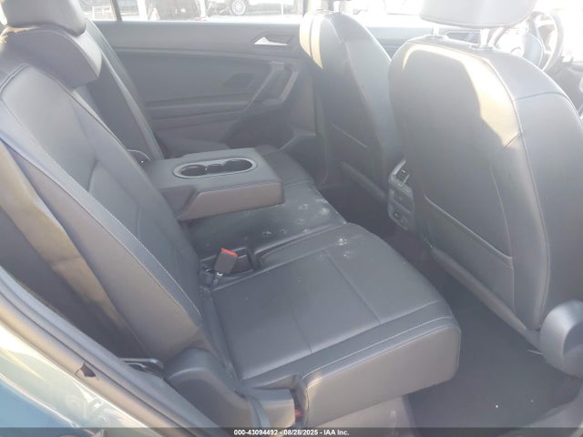 Volkswagen 2019 2019 3VV3B7AX7KM095816 Image 8