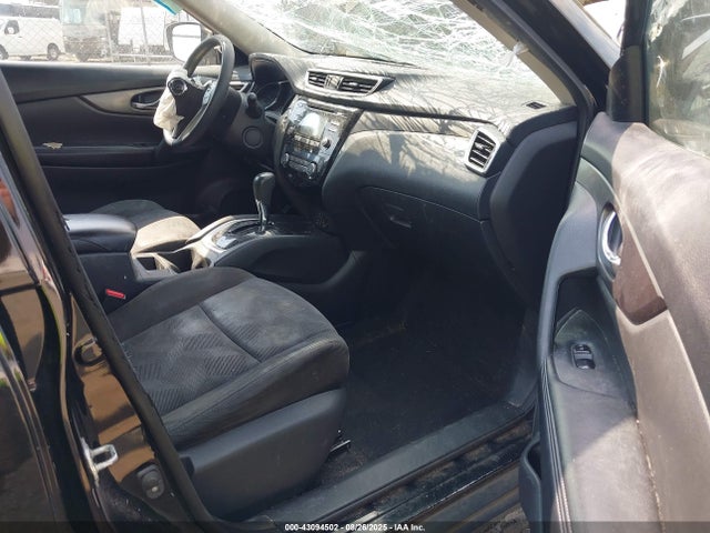 KNMAT2MV9FP560483 Nissan 2015