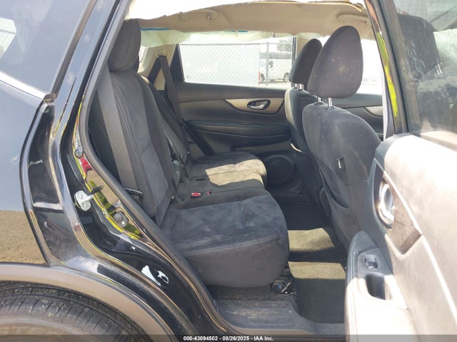 KNMAT2MV9FP560483 Nissan 2015