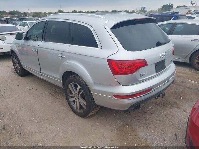 2015 AUDI Q7 WA1LGAFE3FD002144 Photo 2