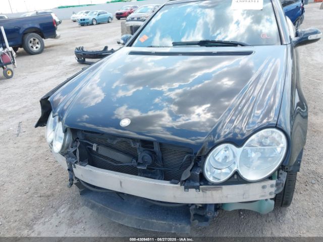 2005 MERCEDES-BENZ CLK 500 WDBTK75J25F144377 Photo 5