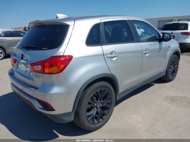 2018 MITSUBISHI OUTLANDER SPORT JA4AR3AU7JU004161 Photo 3