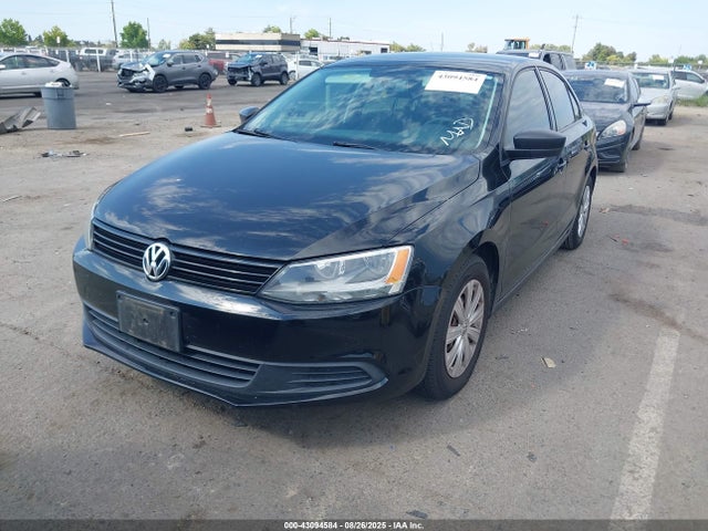 Volkswagen 2014 2014 3VW2K7AJ3EM209043 Image 2