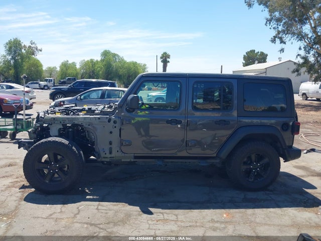 1C4HJXDN4MW596523 Jeep 2021