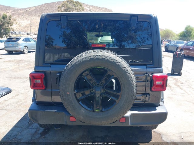 1C4HJXDN4MW596523 Jeep 2021