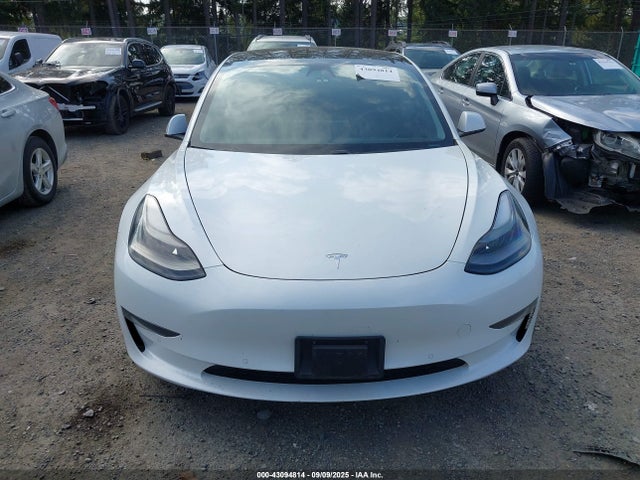 Tesla MODEL 3 2021 5YJ3E1EA3MF870838 Image 12