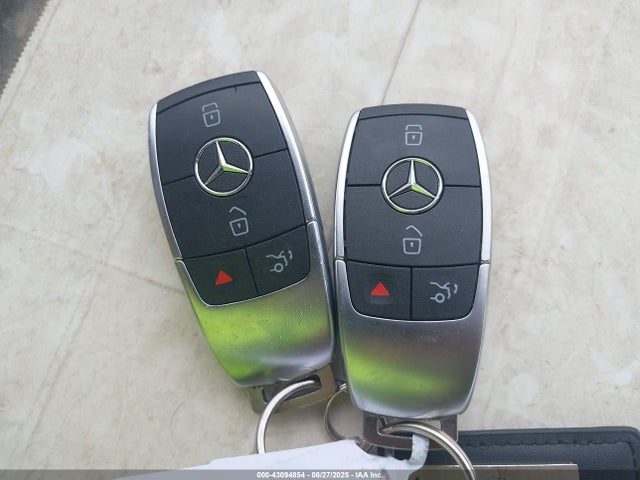 W1KWF8EB9MR609032 Mercedes-Benz m264