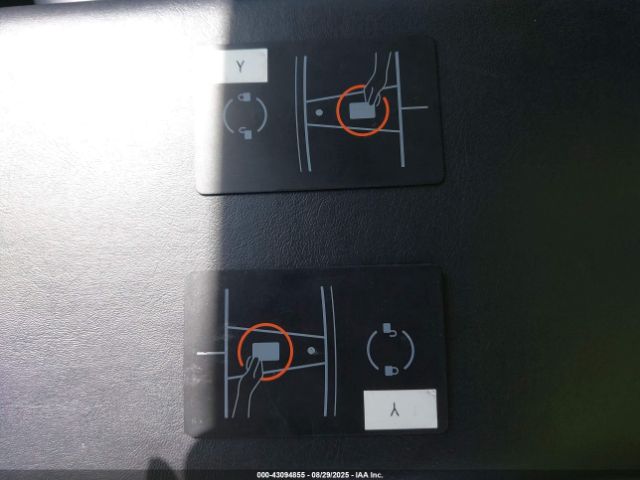 2020 TESLA MODEL Y 5YJYGDEE2LF038779 Photo 10