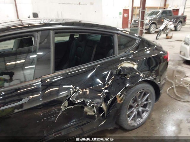 2018 TESLA MODEL 3 5YJ3E1EA2JF040623 Photo 5