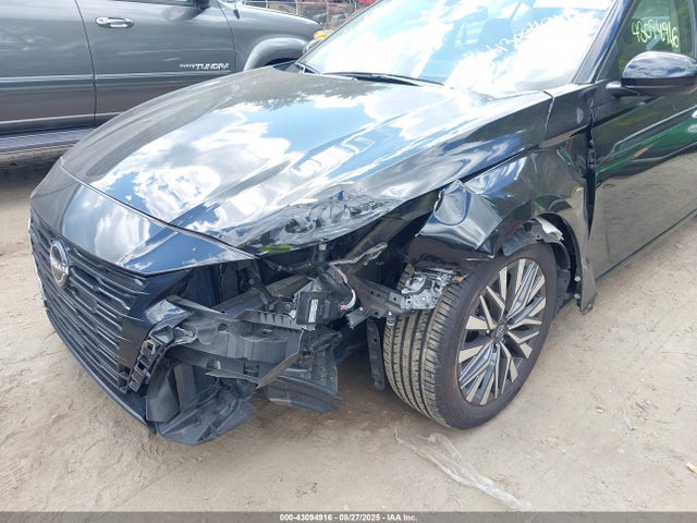 1N4BL4DV3PN341456 Nissan 2023