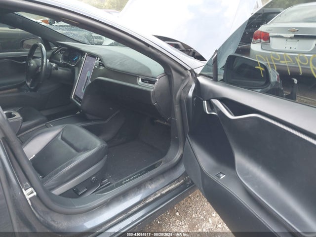 2016 TESLA MODEL S 5YJSA1E23GF166644 Photo 4