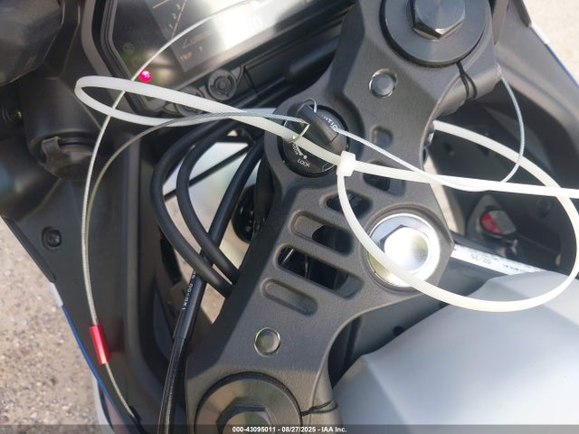 MH3RH25E5SK004506 Yamaha 2025