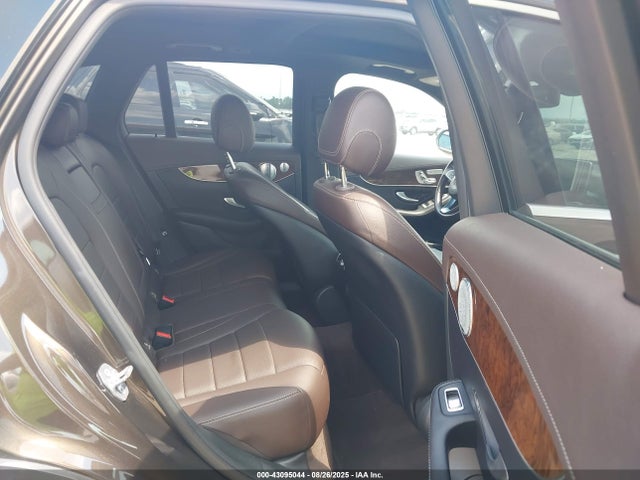WDC0G4JB8JV111123 Mercedes-Benz m274