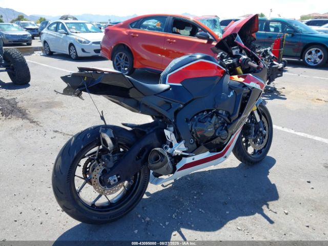 2017 HONDA CBR1000 JH2SC7702HK000717 Photo 3