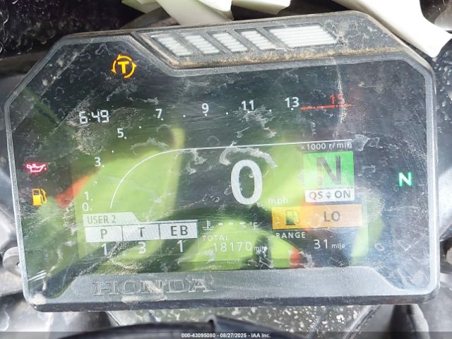 2017 HONDA CBR1000 JH2SC7702HK000717 Photo 6