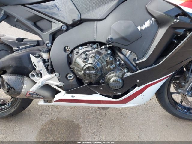 2017 HONDA CBR1000 JH2SC7702HK000717 Photo 7