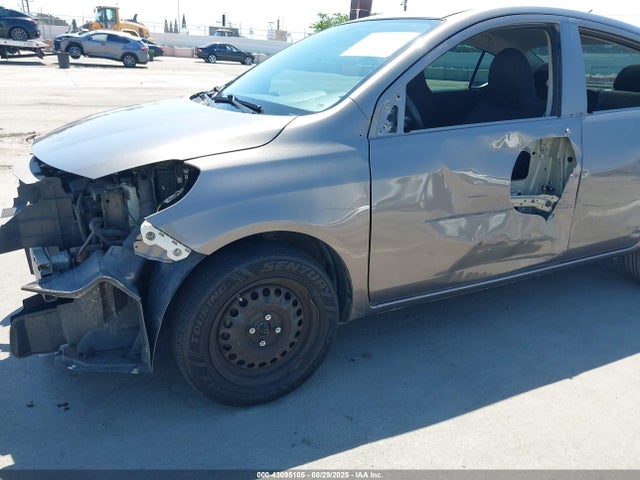 3N1CN7AP9GL846257 Nissan Versa