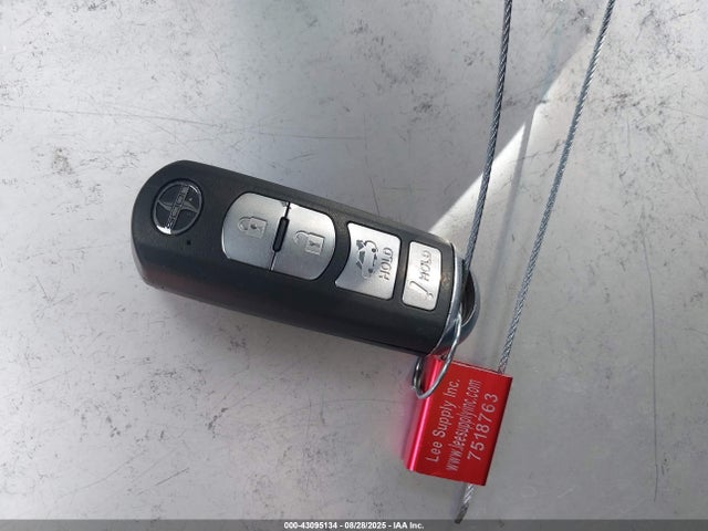 3MYDLBZV3GY135557 Scion p5v