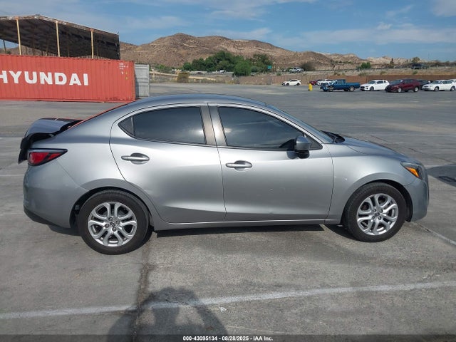 3MYDLBZV3GY135557 Scion p5v
