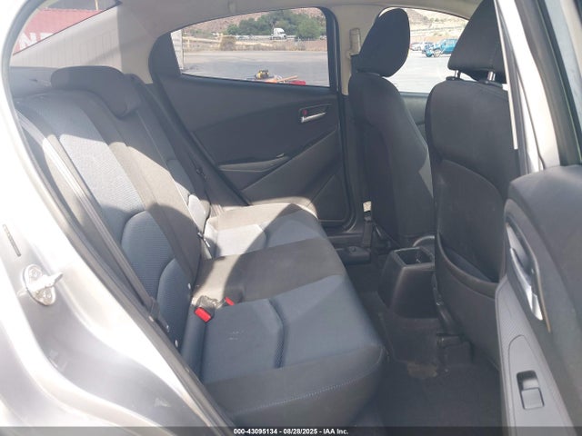 3MYDLBZV3GY135557 Scion p5v