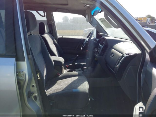 2003 MITSUBISHI MONTERO JA4NW31S03J601956 Photo 4