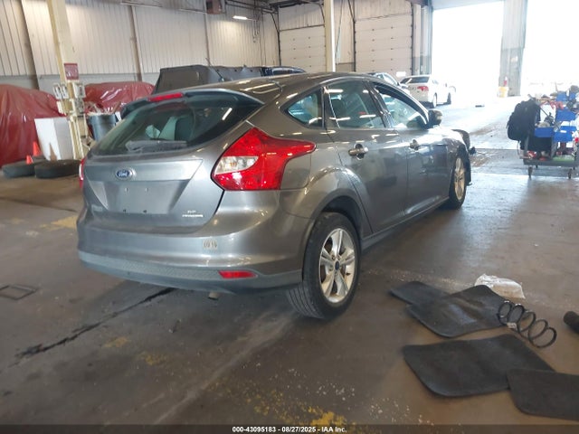 Ford 2014 2014 1FADP3K26EL350516 Image 4