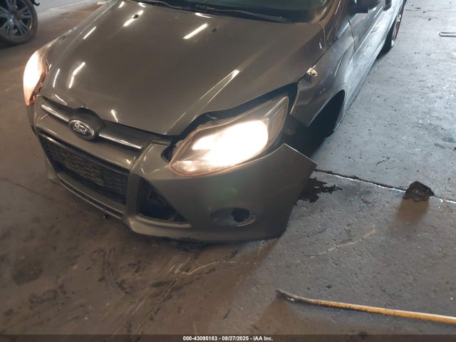 Ford 2014 2014 1FADP3K26EL350516 Image 6