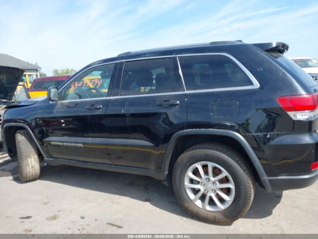 Продажа на аукционе авто 2021 Jeep Grand Cherokee Laredo E 4x4, vin: 1C4RJFAG7MC842891, номер лота: 43095294