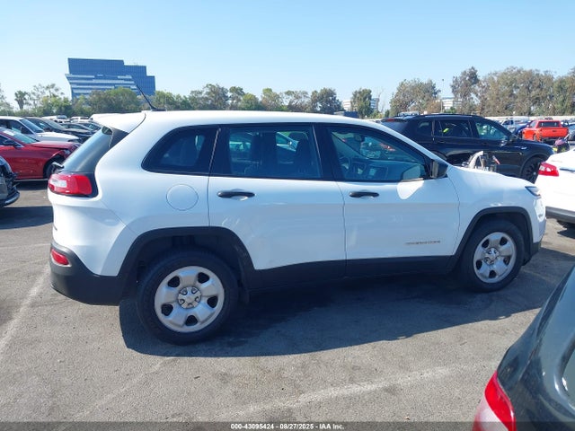 1C4PJLAB3GW273826 Jeep Cherokee