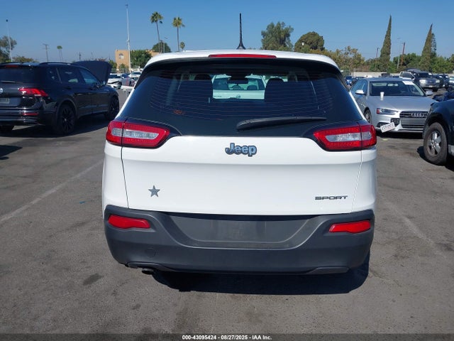 1C4PJLAB3GW273826 Jeep Cherokee