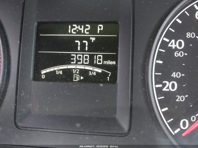 2014 Volkswagen Jetta 2.0l S მანქანა იყიდება აუქციონზე, vin: 3VW2K7AJ8EM332627, აუქციონის ნომერი: 43095473
