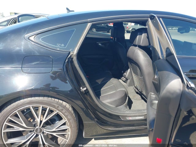 Audi A7 2017 WAUW2AFC3HN014711 Image 7
