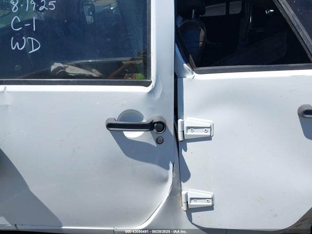1C4BJWEG6JL848723 Jeep WRANGLER JK
